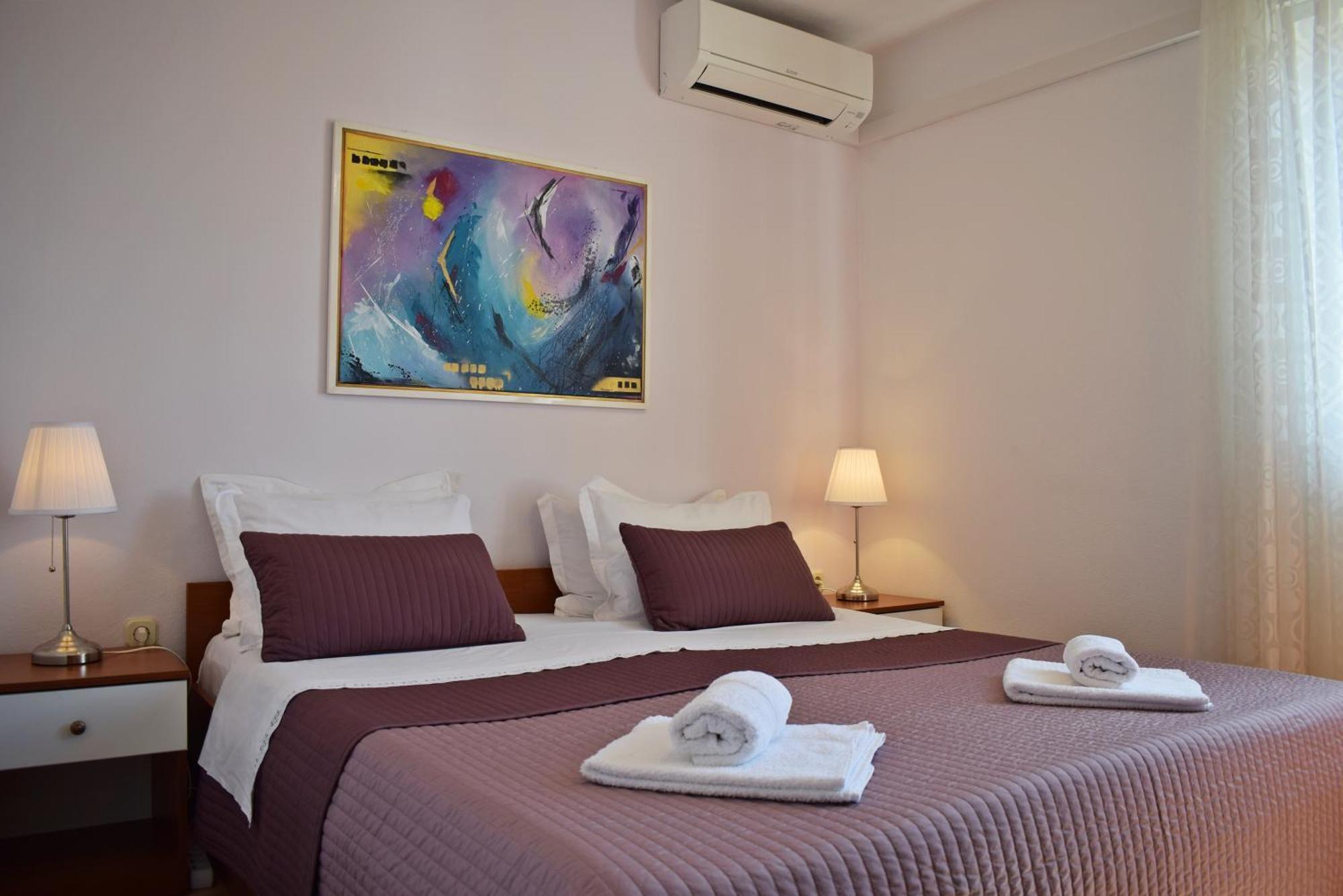 Lina Vrankovic Apartments フヴァル エクステリア 写真